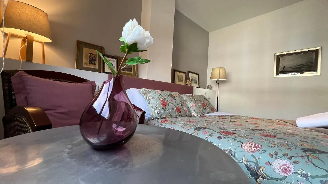 Love Rent4 Malaga Pacifico 아파트