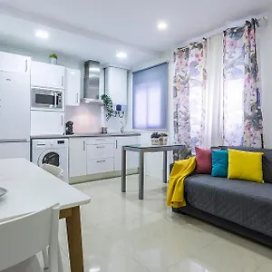 https://centrico-playa-caleta-3-dormitorios.hotelsincadiz.net